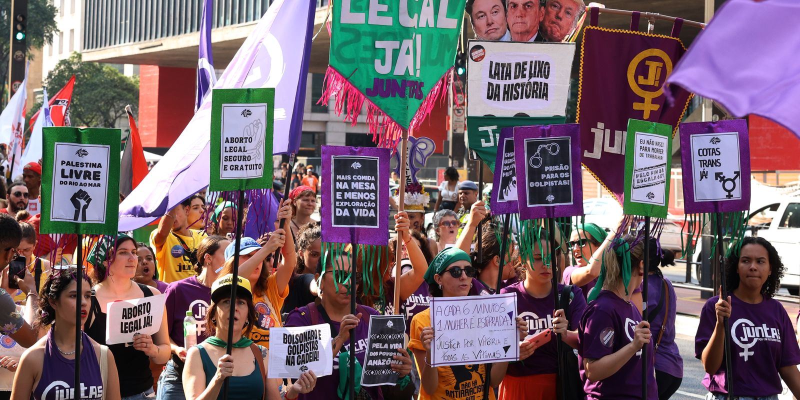 SP: mulheres protestam por direito ao aborto e pelo fim da escala 6x1